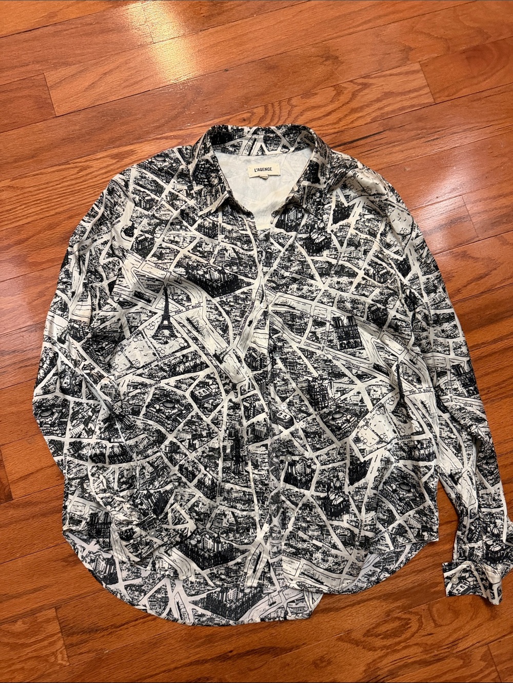 L'AGENCE Black and White Graphic Print Blouse